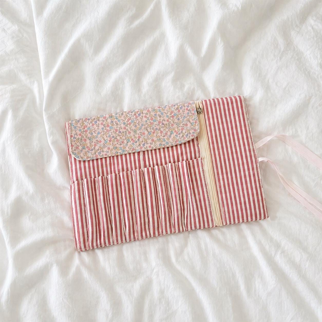 Makeup Bag Sewing Pattern | Beginner Bag Pattern | Make Up Bag Pattern | Easy Bag