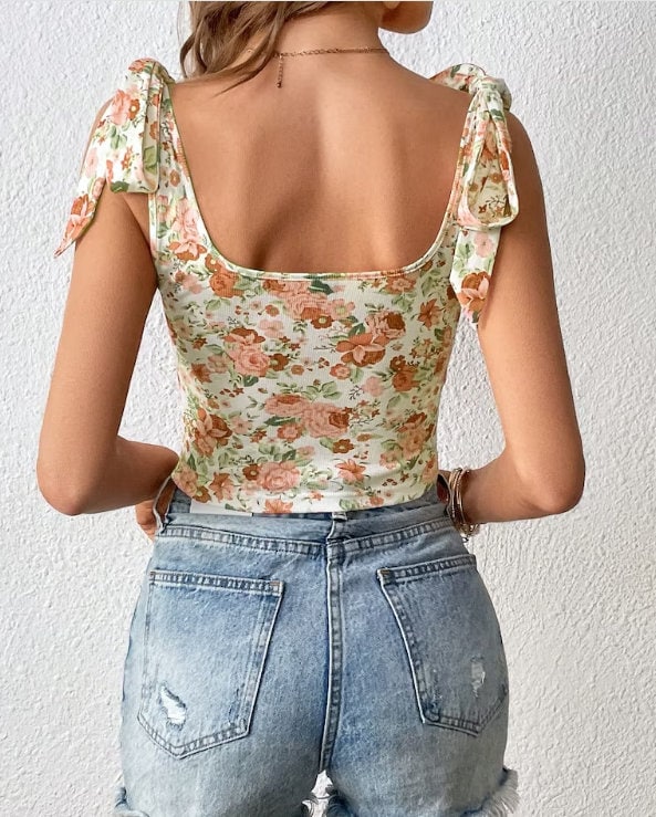 Shoulder tie top at indie pattern in USA